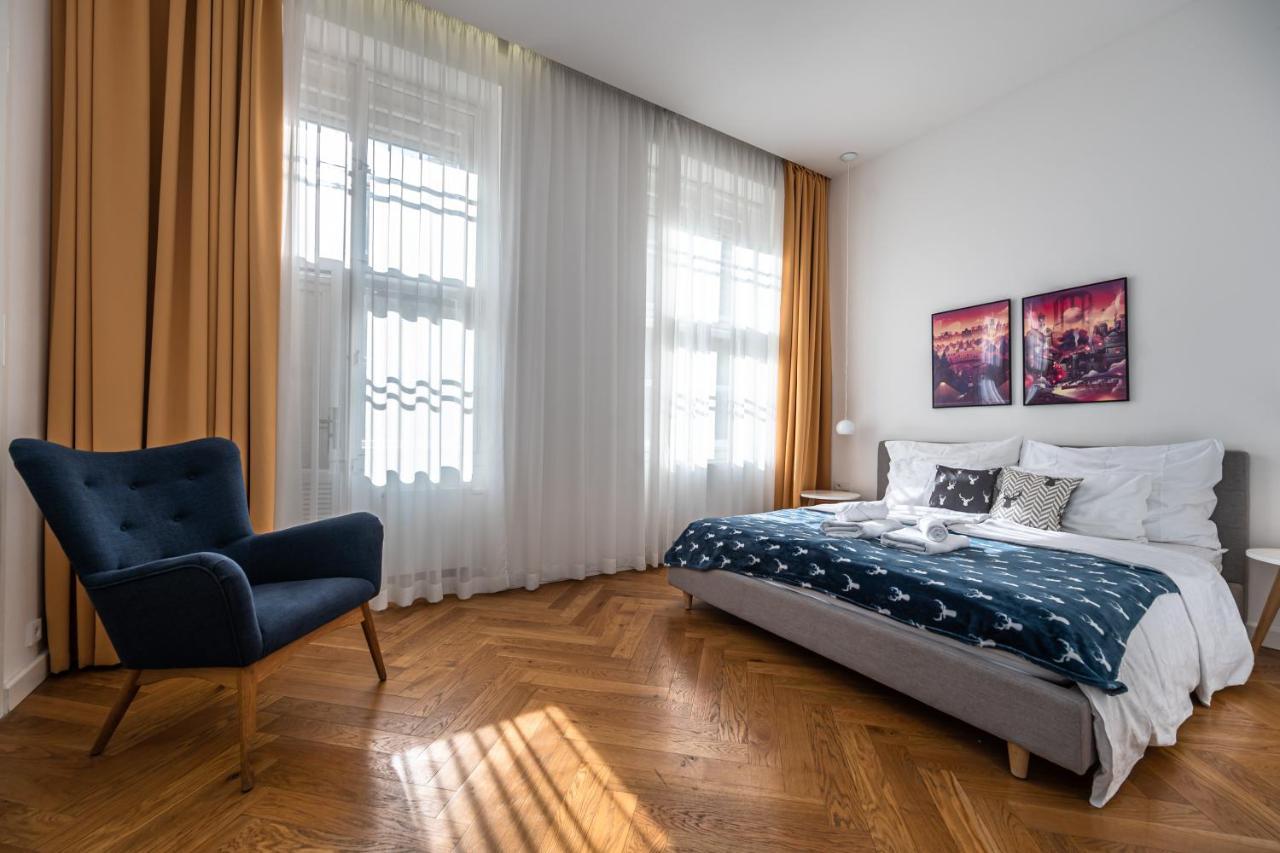 Apartrezidence Opletalova Prague Luaran gambar