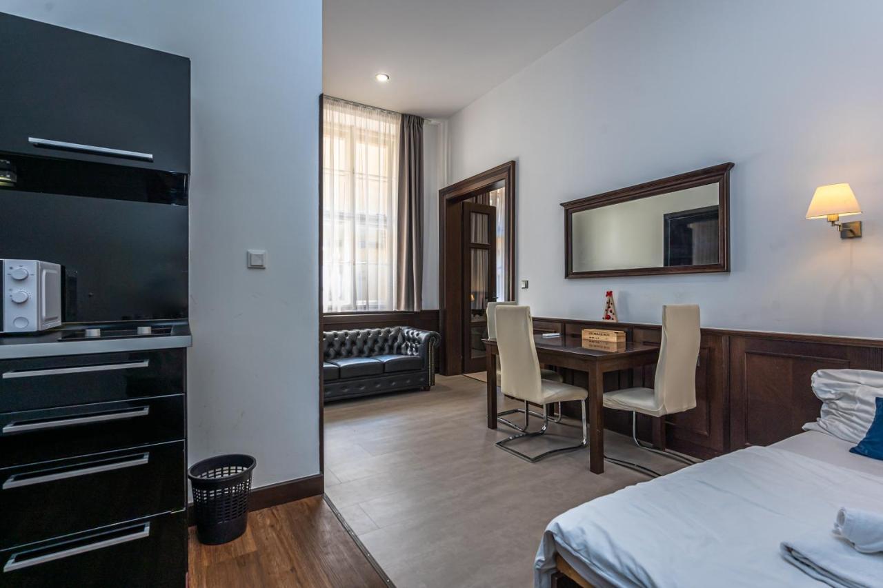 Apartrezidence Opletalova Prague Luaran gambar