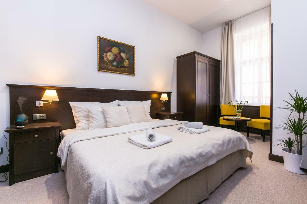 Apartrezidence Opletalova Prague Luaran gambar
